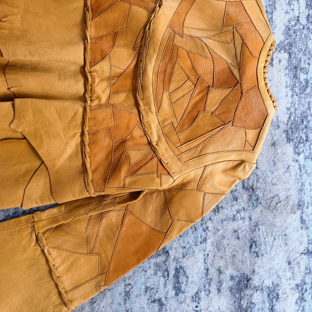 Vintage 1970s PATCHWORK LEATHER Artisan Made / Festival / Boho Style - Picture 10 of 16